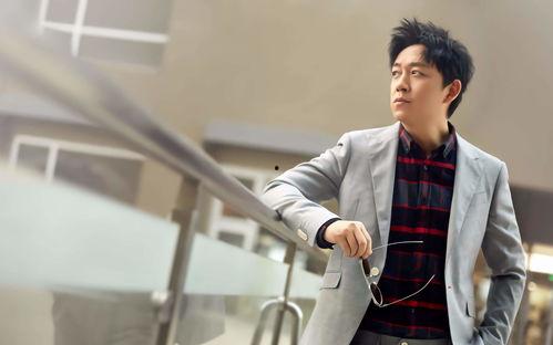 娱乐吃瓜君潘粤明,从娱乐吃瓜到实力派演员的蜕变之路